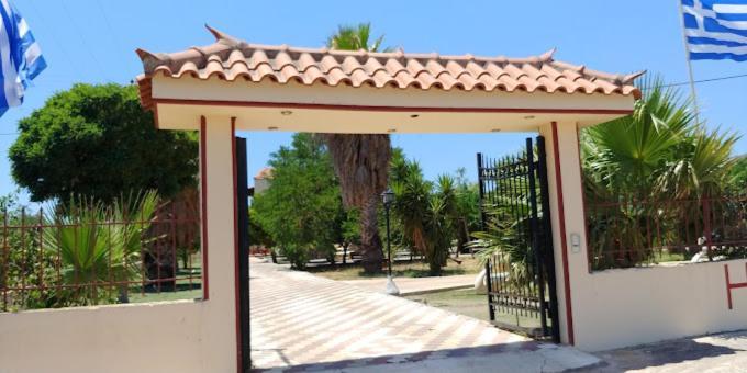 Hotel Takis Agios Georgios  Εξωτερικό φωτογραφία